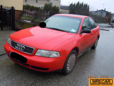 Купить Audi A4, 1.6, 1995 года с пробегом, цена 1592 руб., id 19119