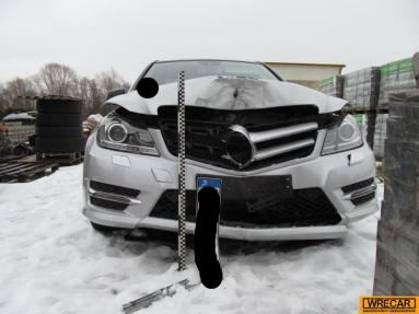 Купить Mercedes-Benz C 220 C 220 CDI BlueEfficiency  MR`1, 2.1, 2012 года с пробегом, цена 358131 руб., id 19150