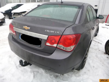 Купить Chevrolet Cruze, 1.8, 2011 года с пробегом, цена 93979 руб., id 19167