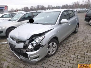 Купить Hyundai i30, 1.6, 2009 года с пробегом, цена 43737 руб., id 19171