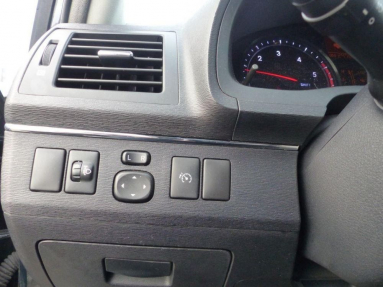 Купить Toyota Avensis, 2.0, 2014 года с пробегом, цена 622352 руб., id 19209