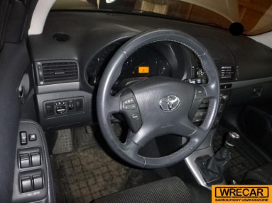 Купить Toyota Avensis, 2.0, 2007 года с пробегом, цена 14533 руб., id 19238