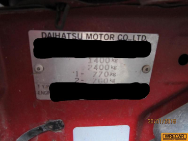 Купить Daihatsu YRV, 1.3, 2002 года с пробегом, цена 1592 руб., id 19272
