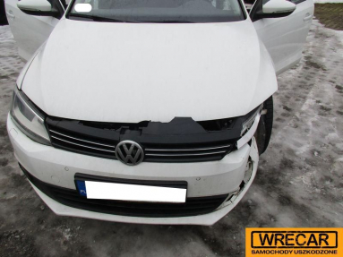 Купить Volkswagen Jetta, 1.6, 2014 года с пробегом, цена 131280 руб., id 19355