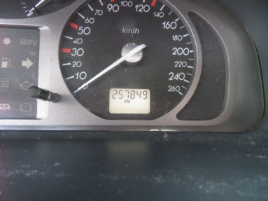 Купить Renault Laguna, 1.8, 2001 года с пробегом, цена 1592 руб., id 19405