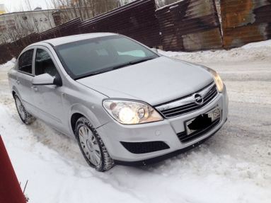 Купить Opel Astra G Sedan, 1.6, 2009 года с пробегом, цена 320000 руб., id 19450