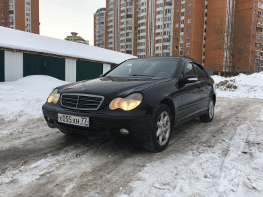 Купить Mercedes-Benz C-klasse (W203), 2.0, 2002 года с пробегом, цена 370000 руб., id 19528