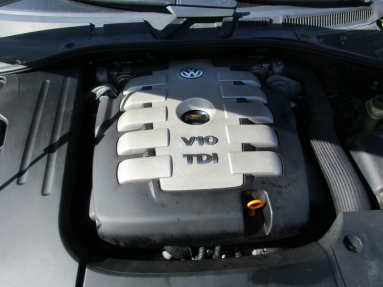Купить Volkswagen Touareg, 5.0, 2003 года с пробегом, цена 315570 руб., id 19546