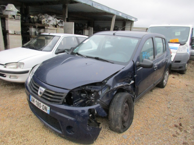 Купить Dacia Sandero, 1.4, 2010 года с пробегом, цена 149481 руб., id 19550
