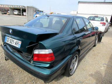 Купить BMW  M3 DZ921, 3.0, 1996 года с пробегом, цена 564705 руб., id 19560