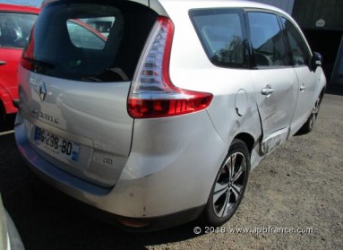 Купить Renault Scenic, 1.9, 2011 года с пробегом, цена 179238 руб., id 19750