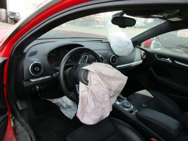 Купить Audi A3, 1.8, 2012 года с пробегом, цена 5590 руб., id 19807