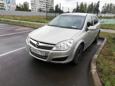 Купить Opel Astra H Hatchback, 1.4, 2008 года с пробегом, цена 290000 руб., id 19852