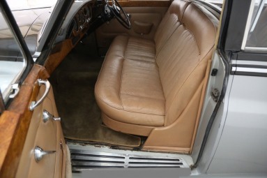 Купить 1964 Bentley S3 Long Wheel Base, 6.2, 1970 года с пробегом, цена 2040000 руб., id 19880