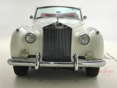 Купить 1961 Rolls-Royce Silver Cloud II, 6.2, 1970 года с пробегом, цена 16660000 руб., id 19883