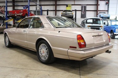 Купить 1994 Bentley Continental R, 6.2, 1994 года с пробегом, цена 3060000 руб., id 19885