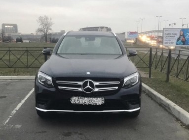 Купить Mercedes-Benz GLC, 2.0, 2017 года с пробегом, цена 2540000 руб., id 19940