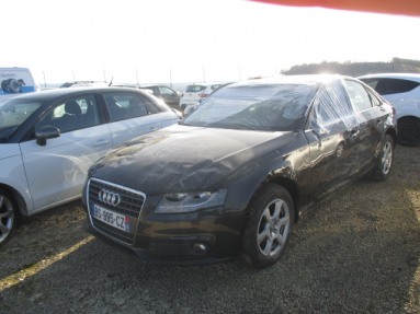 Купить Audi A4, 2.0, 2011 года с пробегом, цена 3590 руб., id 19981