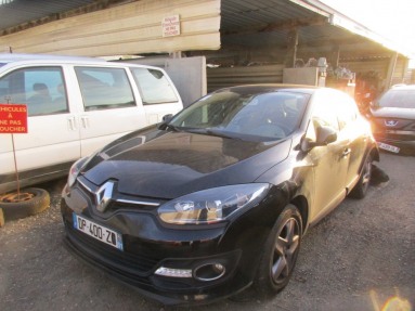 Купить Renault Megane, 1.5, 2015 года с пробегом, цена 339100 руб., id 19986