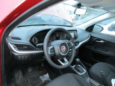 Купить Fiat Tipo, 1.3, 2017 года с пробегом, цена 442214 руб., id 19992