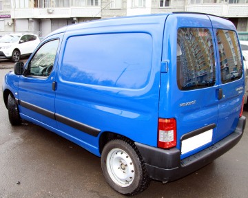 Купить Peugeot Partner, 1.4, 2011 года с пробегом, цена 243000 руб., id 20084