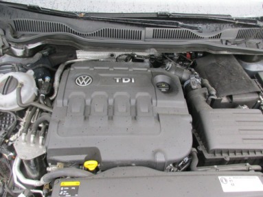 Купить Volkswagen Golf, 1.6, 2015 года с пробегом, цена 435293 руб., id 20102