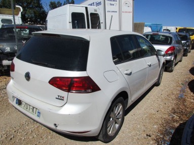 Купить Volkswagen Golf, 1.6, 2013 года с пробегом, цена 498269 руб., id 20191
