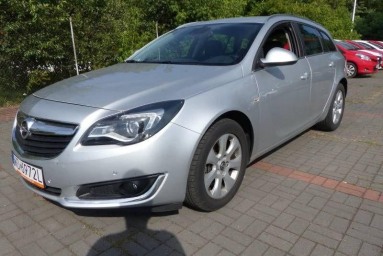 Купить Opel Insignia, 2.0, 2016 года с пробегом, цена 681037 руб., id 20218