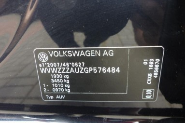 Купить Volkswagen Golf, 1.6, 2015 года с пробегом, цена 487127 руб., id 20221