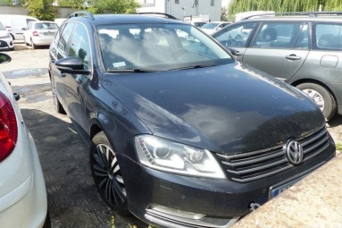 Купить Volkswagen Passat, 1.8, 2011 года с пробегом, цена 233287 руб., id 20241