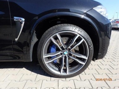 Купить BMW X5 MR`14 F15, 4.4, 2015 года с пробегом, цена 4098815 руб., id 20251