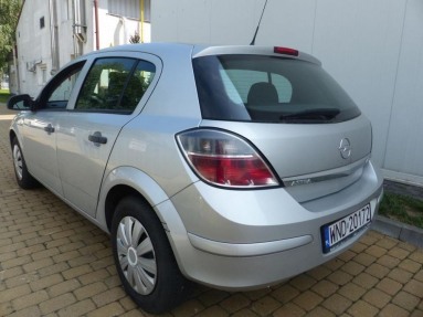 Купить Opel Astra, 1.7, 2011 года с пробегом, цена 211280 руб., id 20300