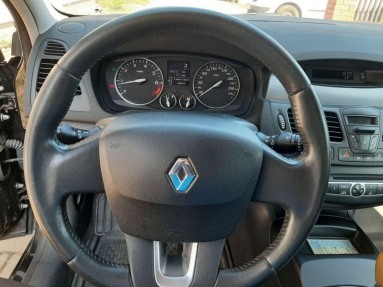 Купить Renault Laguna, 2.0, 2008 года с пробегом, цена 175017 руб., id 20310