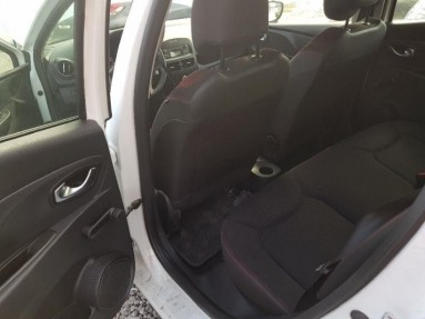 Купить Renault Clio, 1.5, 2015 года с пробегом, цена 272733 руб., id 20379