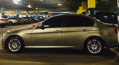 Купить BMW 3er (E90), 2.0, 2010 года с пробегом, цена 539000 руб., id 20515