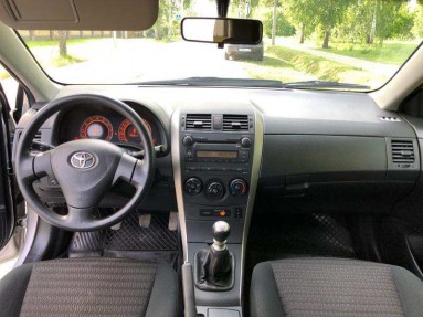 Купить Toyota Corolla, 1.6, 2009 года с пробегом, цена 540000 руб., id 20587
