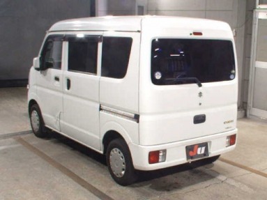 Купить Suzuki Every, 0.7, 2015 года с пробегом, цена 690000 руб., id 20646