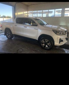 Купить Toyota Hilux, 2.0, 2019 года с пробегом, цена 3500000 руб., id 20739