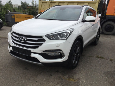 Купить Hyundai Santa Fe II, 2.2, 2018 года с пробегом, цена 1000000 руб., id 20803