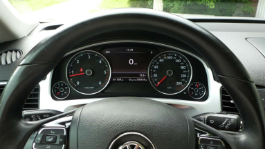 Купить Volkswagen Touareg, 3.0, 2014 года с пробегом, цена 850000 руб., id 20812