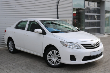 Купить Toyota Corolla, 1.6, 2013 года с пробегом, цена 450000 руб., id 20826