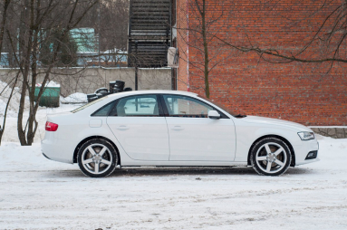 Купить Audi A4, 1.8, 2014 года с пробегом, цена 500000 руб., id 20861