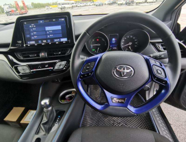 Купить Toyota, 1.8, 2019 года с пробегом, цена 2250000 руб., id 20923