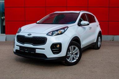 Купить Kia Sportage III, 2.0, 2018 года с пробегом, цена 660000 руб., id 20934