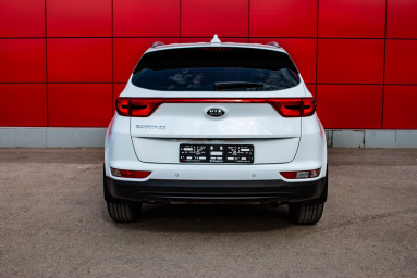 Купить Kia Sportage III, 2.0, 2018 года с пробегом, цена 660000 руб., id 20934