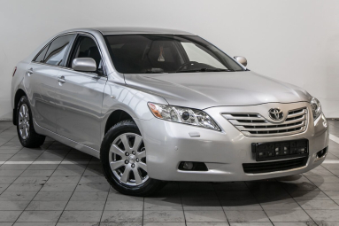 Купить Toyota Camry, 2.4, 2009 года с пробегом, цена 300000 руб., id 20935