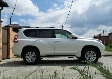 Купить Toyota Land Cruiser Prado 150, 3.0, 2012 года с пробегом, цена 800000 руб., id 20937