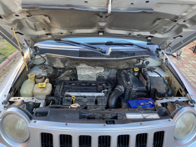 Купить Jeep Compass, 2.4, 2006 года с пробегом, цена 618000 руб., id 20983