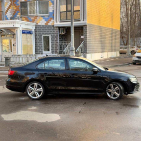 Купить Volkswagen Jetta, 1.4, 2014 года с пробегом, цена 1100000 руб., id 20985