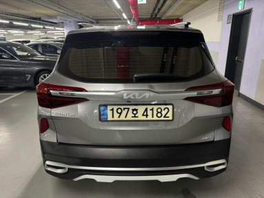 Купить Kia Seltos, 1.6, 2022 года с пробегом, цена 2150000 руб., id 20991